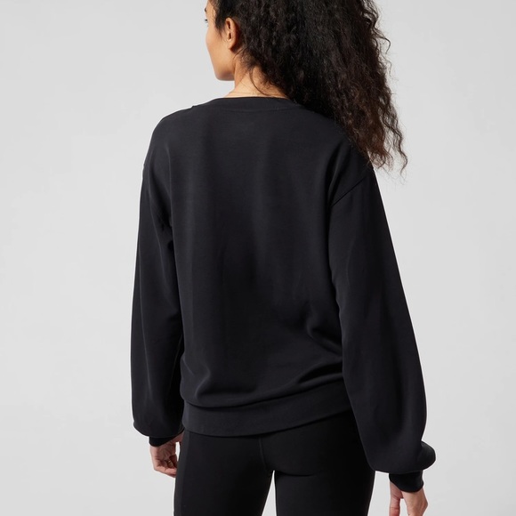 Athleta seasoft v neck sweatshirt - Picture 2 of 9